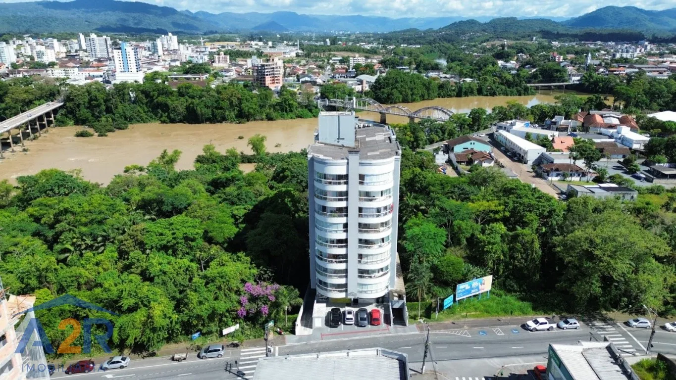 Oportunidade Única no Coração de Indaial! - foto 1
