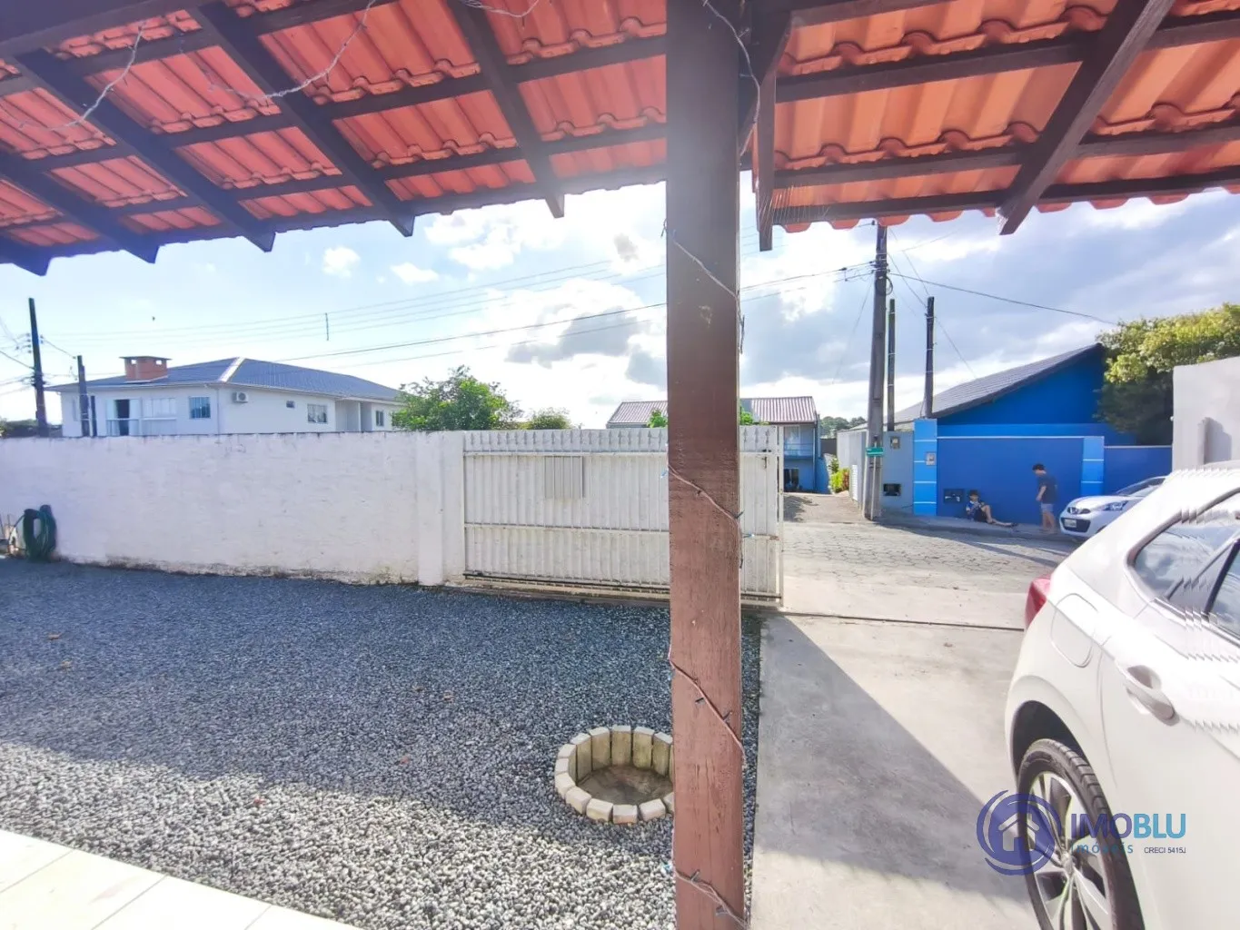 Casa com terreno nos fundos , localização tranquila , previlegiada . — foto 6