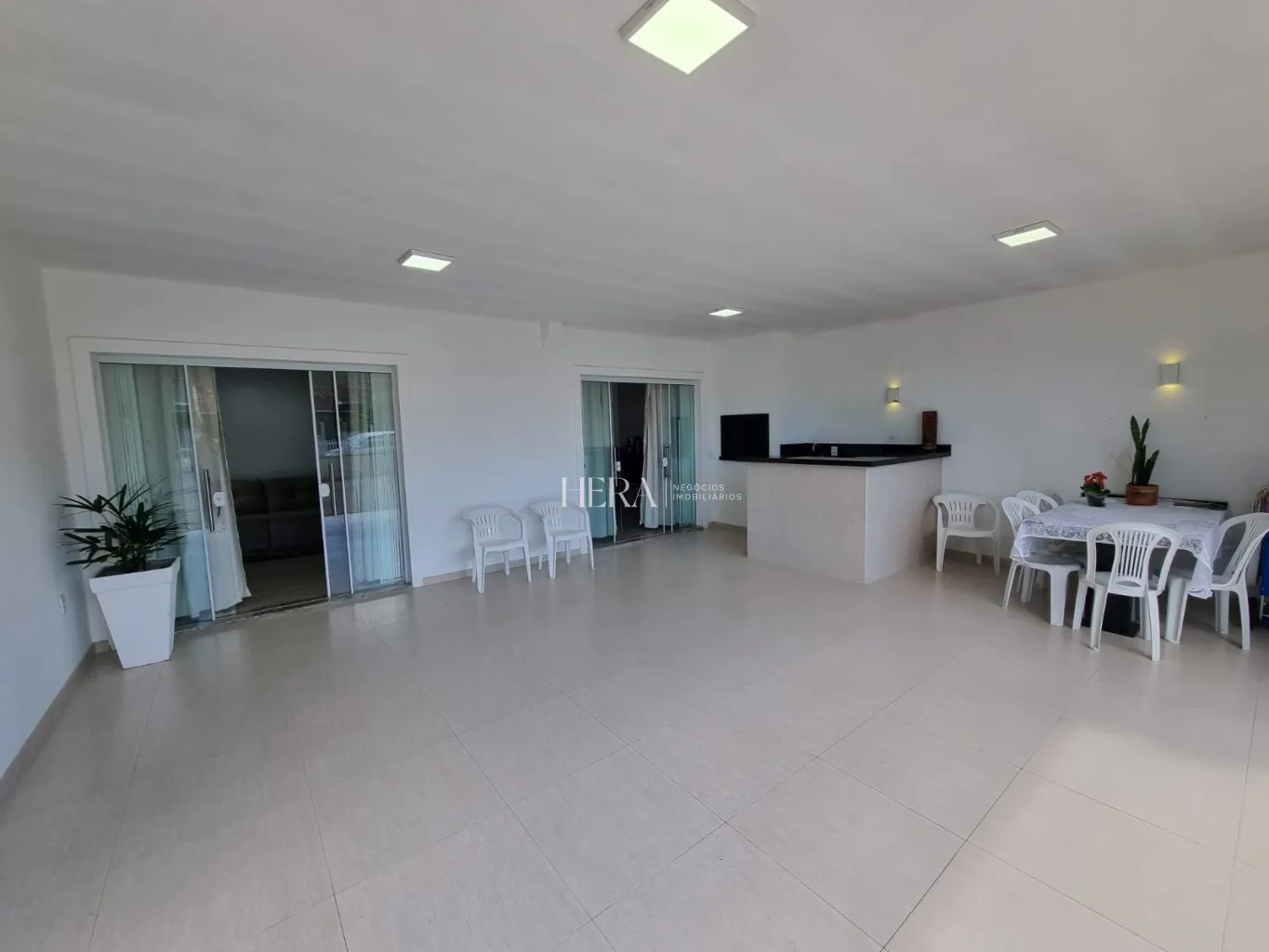 Casa averbada a venda em Penha-SC — foto 3