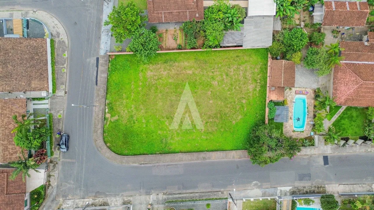Terreno à venda no bairro Glória em Joinville, por R$ 1.300.000.00. — foto 4