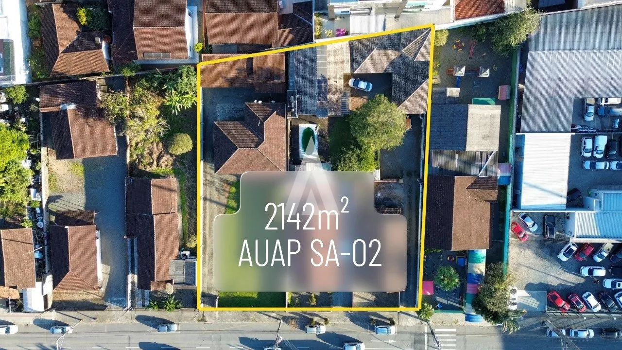 Terreno comercial à venda no bairro Bom Retiro em Joinville-SC por R$4.400.000,00. — foto 2