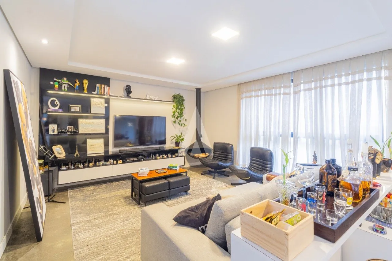 Casa em Condomínio com 3 suíte(s) à venda no bairro América em Joinville, por R$ 2.190.000.00. - foto 1