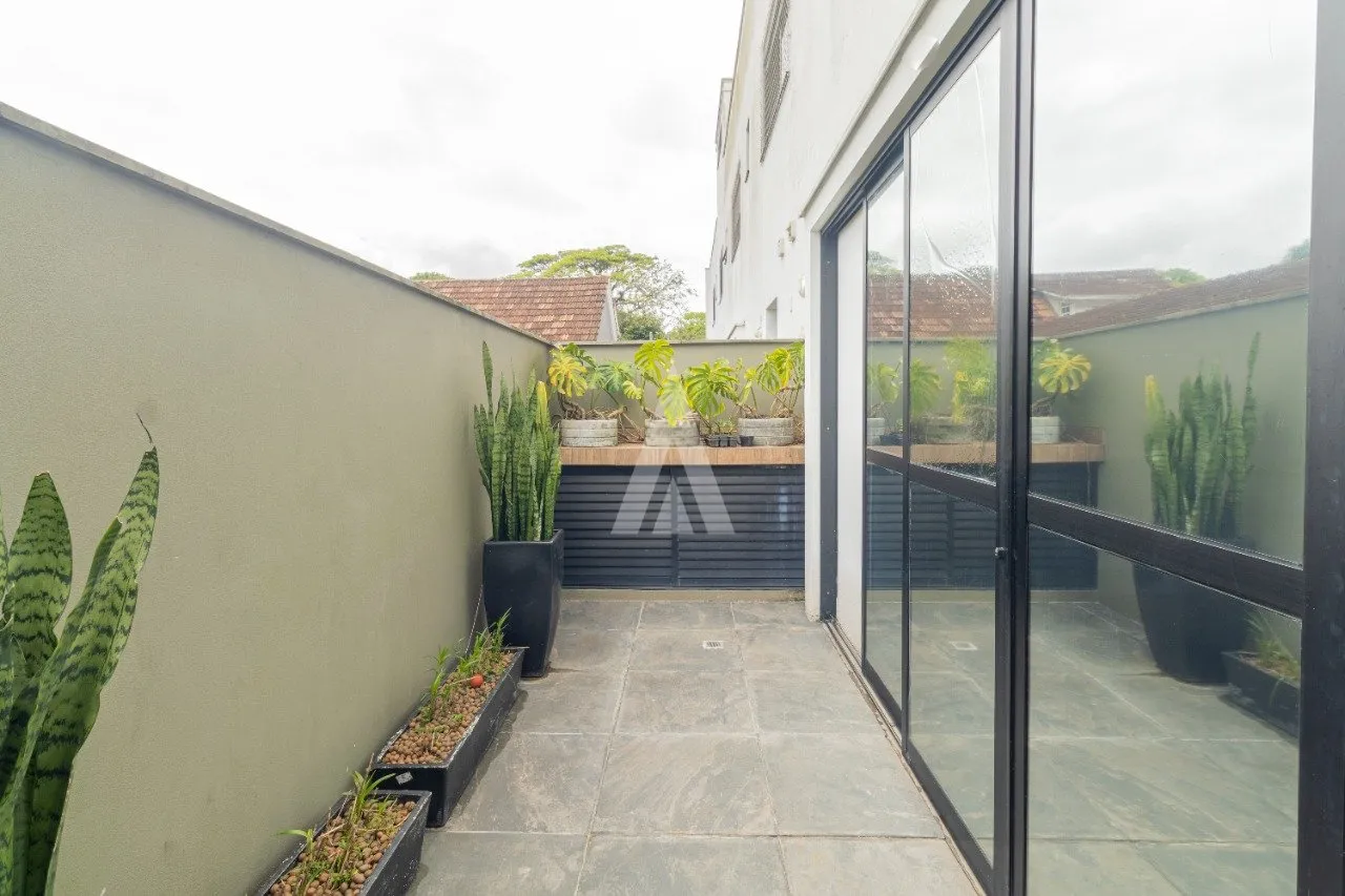 Casa em Condomínio com 3 suíte(s) à venda no bairro América em Joinville, por R$ 2.190.000.00. — foto 7