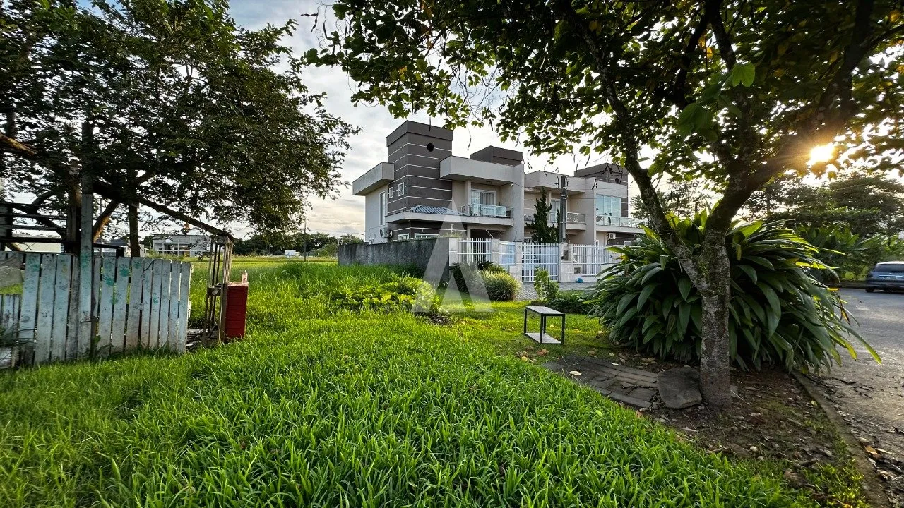 Terreno à venda no bairro Vila Nova em Joinville, por R$ 390.000.00. — foto 7