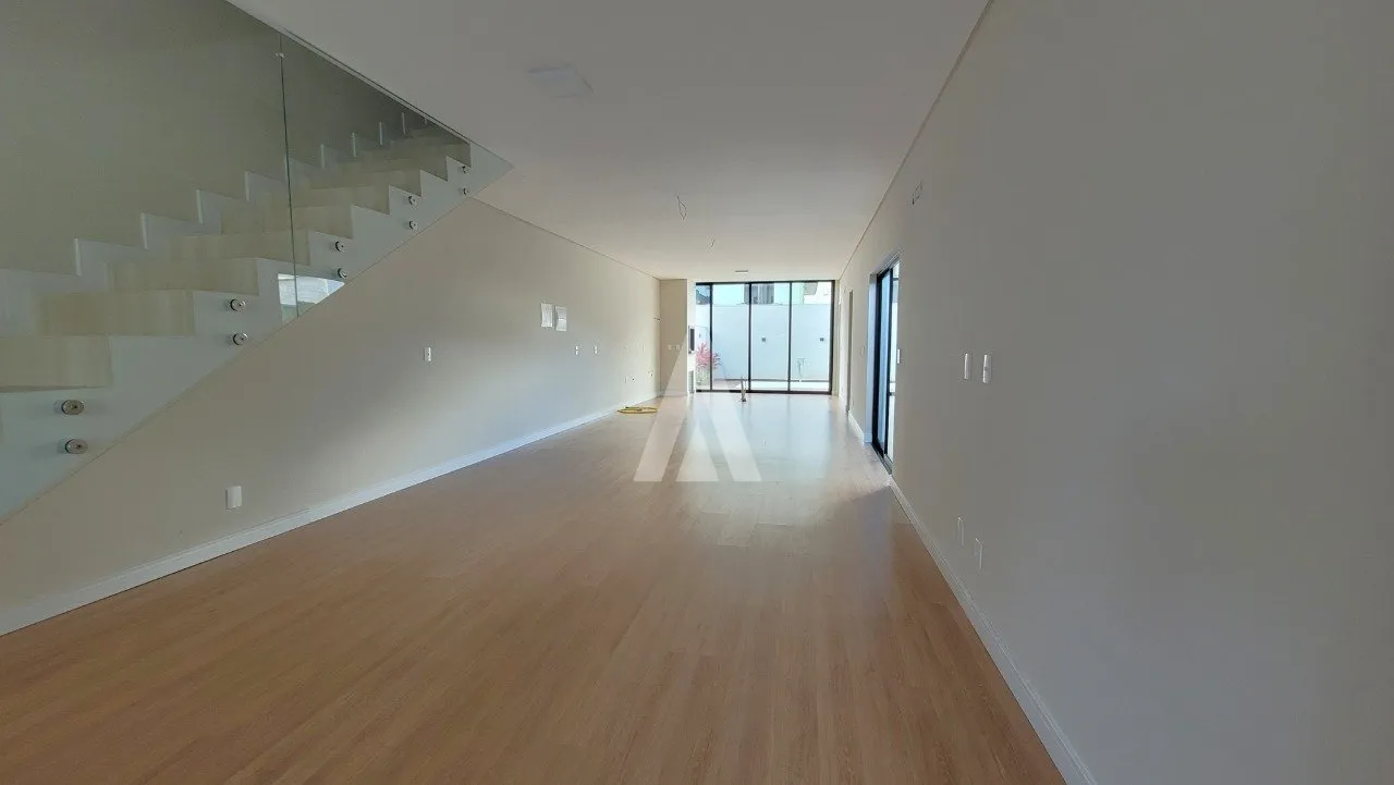 Sobrado geminado com 3 suítes à venda no bairro Jardim Sofia em Joinville-SC por R$1.249.000,00. — foto 7