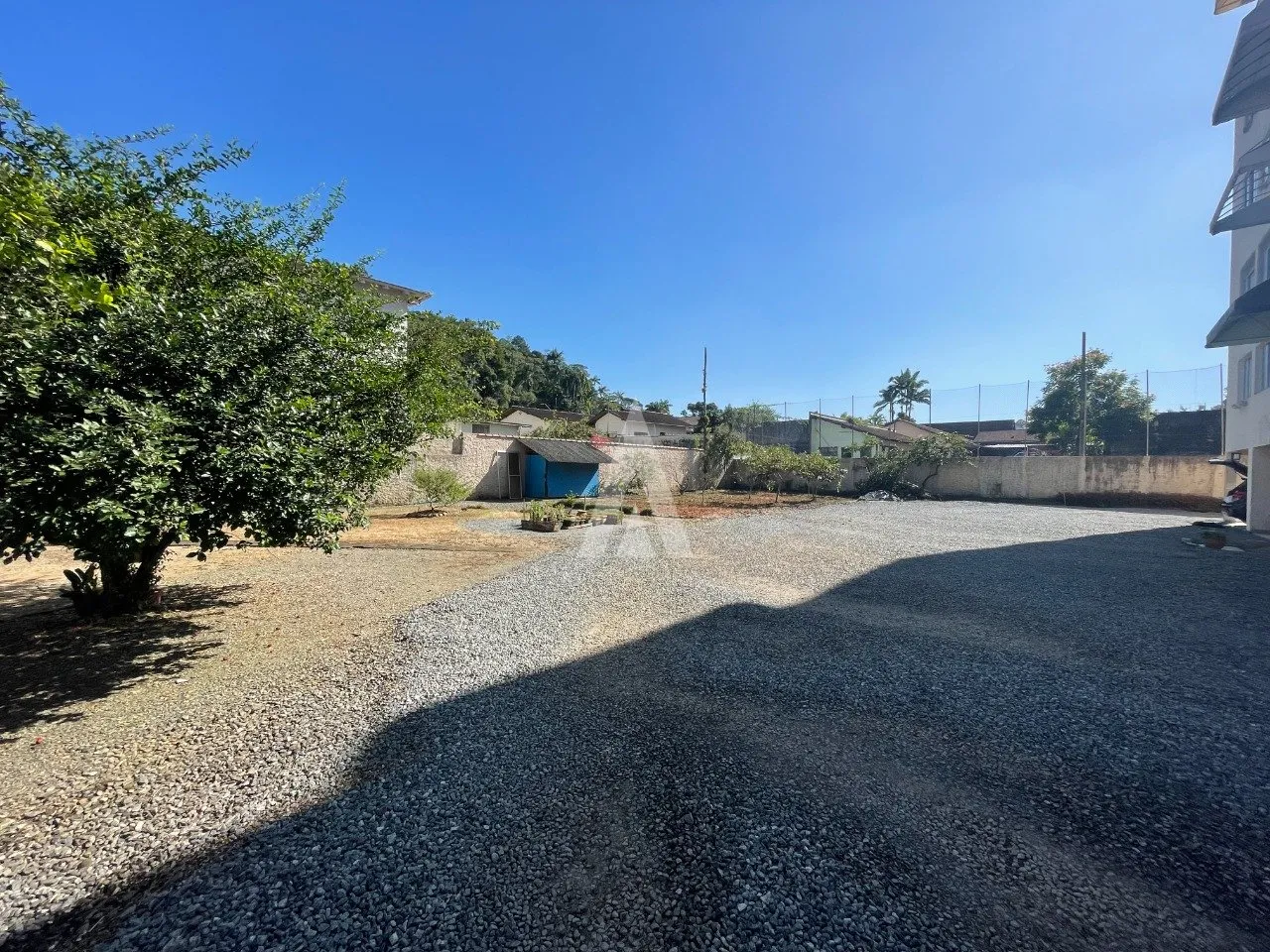 Terreno à venda no bairro Glória em Joinville, por R$ 560.000.00. — foto 4