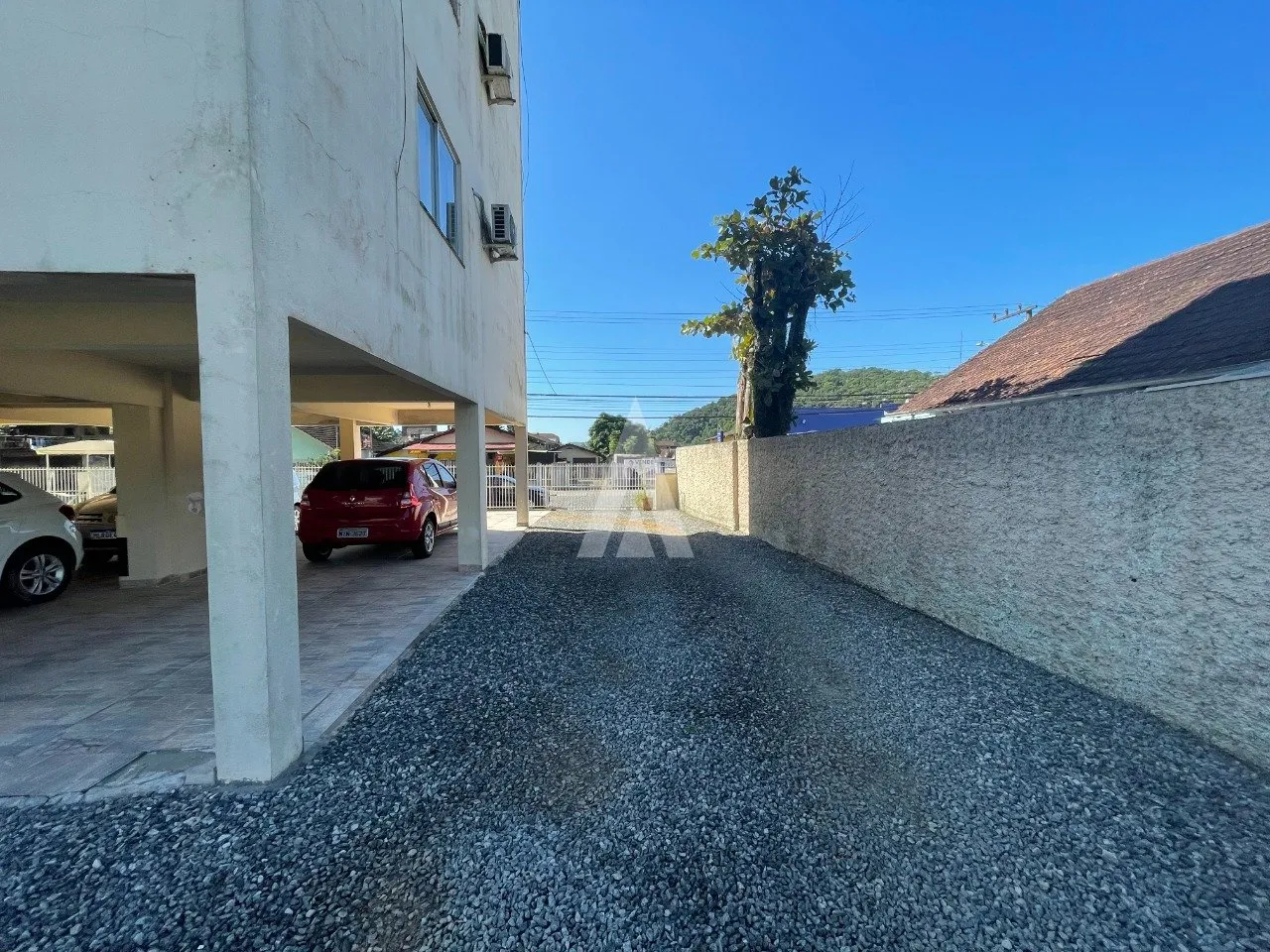 Terreno à venda no bairro Glória em Joinville, por R$ 560.000.00. — foto 5