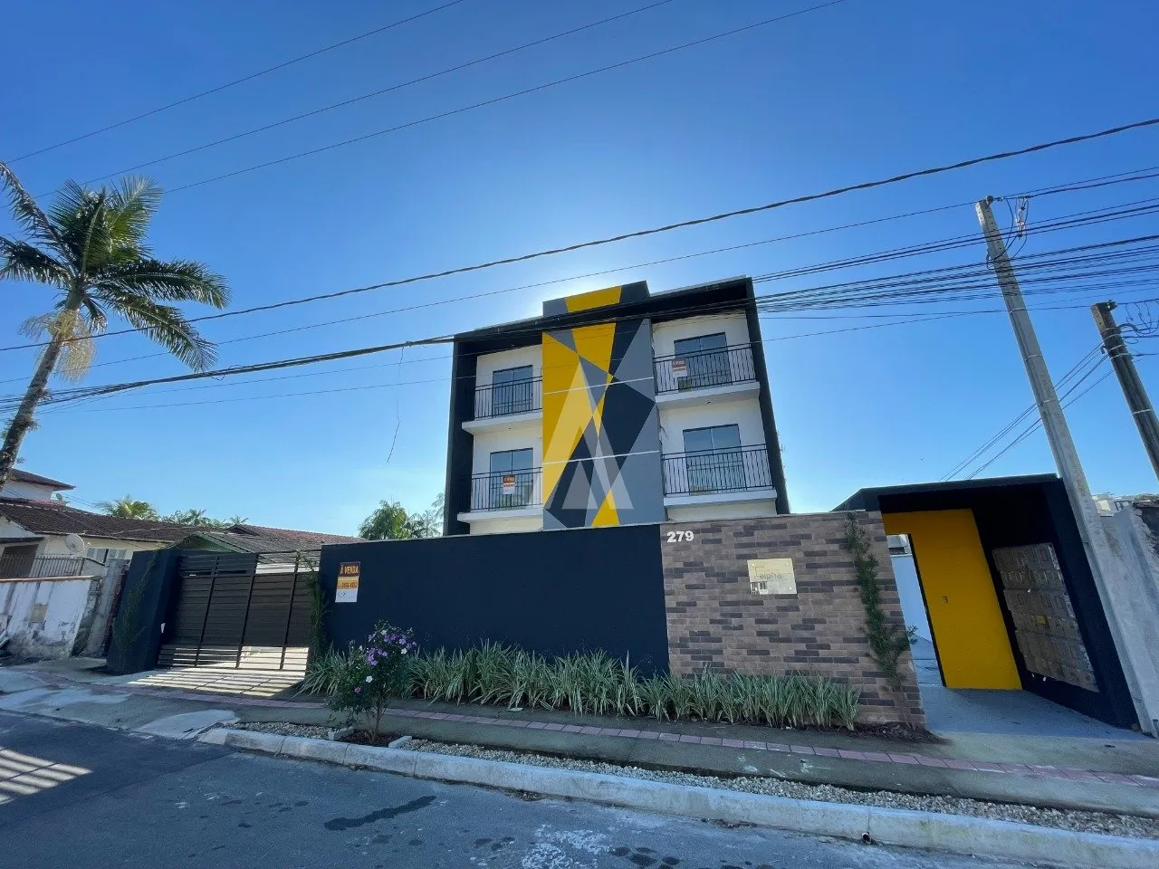 Apartamento com 1 suíte(s) mais 1 quarto(s) à venda no bairro BOM RETIRO em JOINVILLE, por R$ 372.000,00 — foto 2