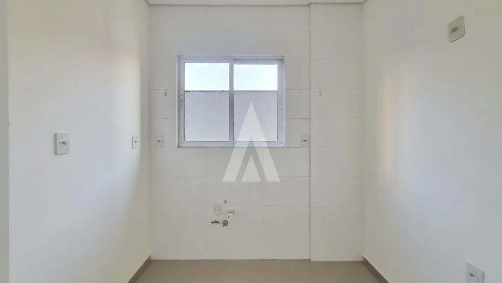 Apartamento com 1 suíte(s) mais 1 quarto(s) à venda no bairro COSTA E SILVA em JOINVILLE, por R$ 350.000.00. — foto 3