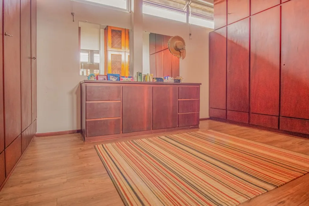 Casa com 3 suítes à venda no bairro Boa Vista em Joinville, por R$ 3.500.000.00. — foto 7