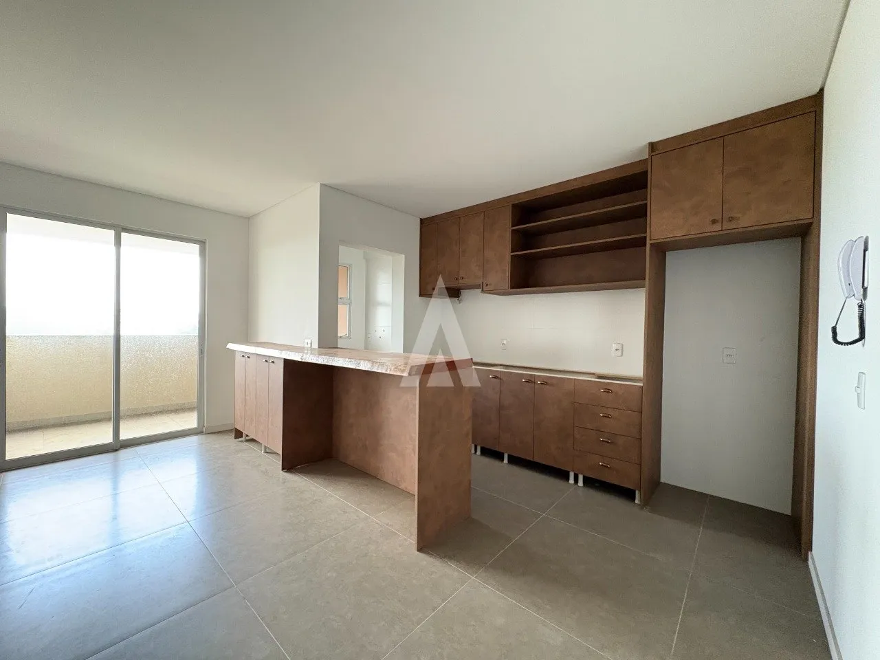 Apartamento com 1 suíte(s) mais 2 quarto(s) à venda no bairro ANITA GARIBALDI em JOINVILLE, por R$ 780.000.00. — foto 2