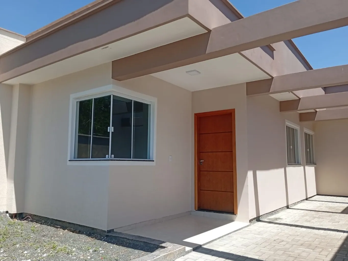 Casa com 3 Dormitorios Em Indaial — foto 2