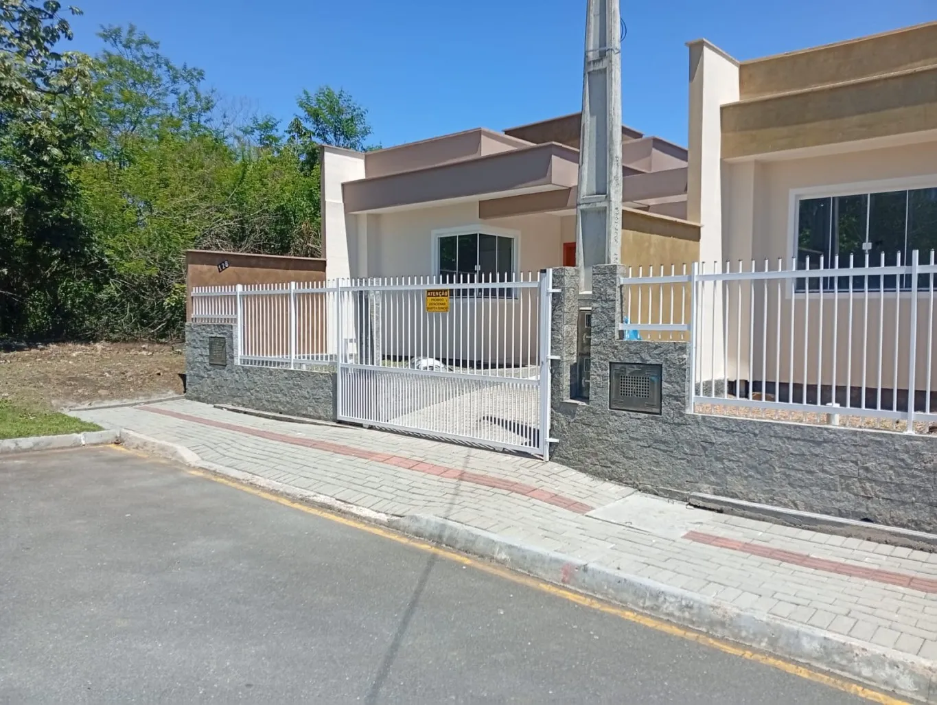 Casa com 3 Dormitorios Em Indaial — foto 4