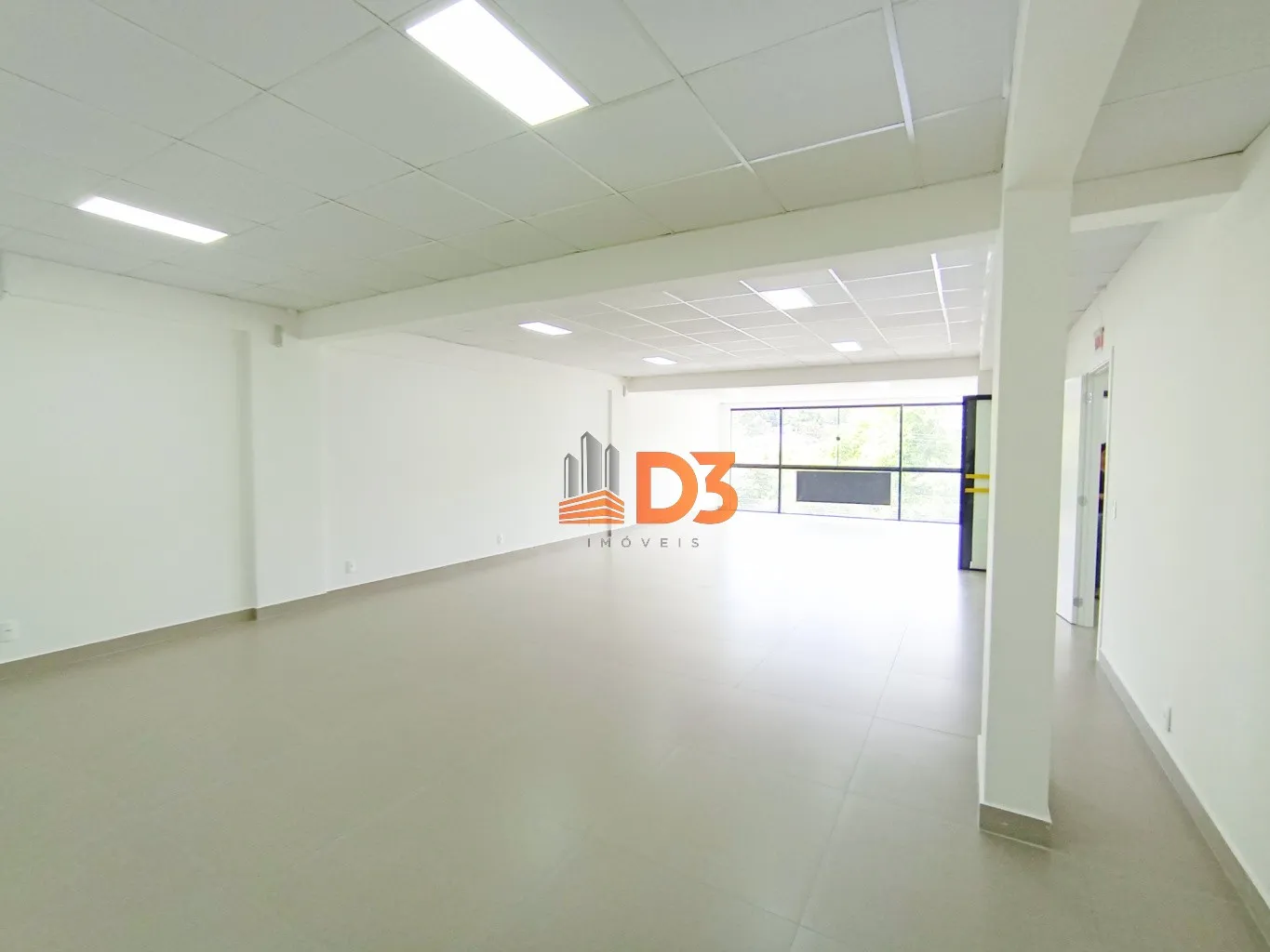 Sala Comercial na Rua dos Caçadores com 100m — foto 3