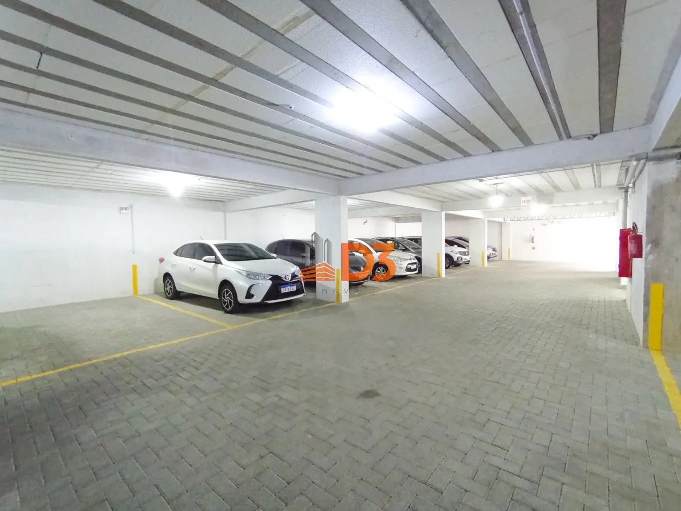 Sala Comercial na Rua dos Caçadores com 100m — foto 4