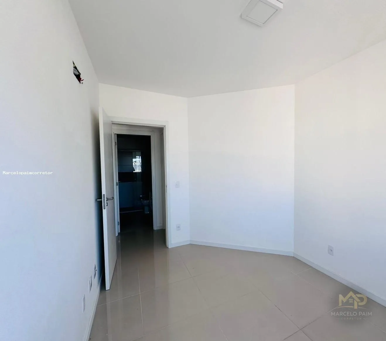 Apartamento para Venda em Florianópolis, Abraão, 2 dormitórios, 1 suíte, 2 banheiros, 2 vagas — foto 7