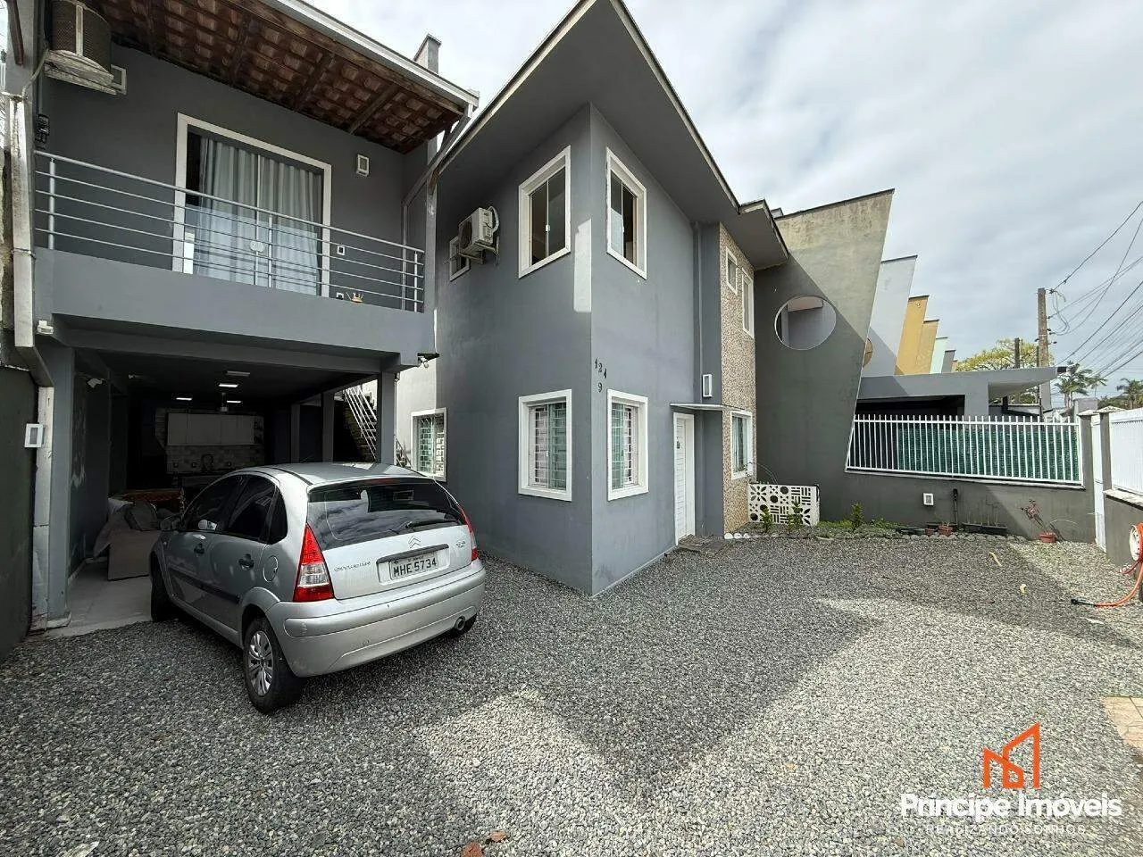 Geminado com 3 quartos no Guanabara em Joinville - foto 1