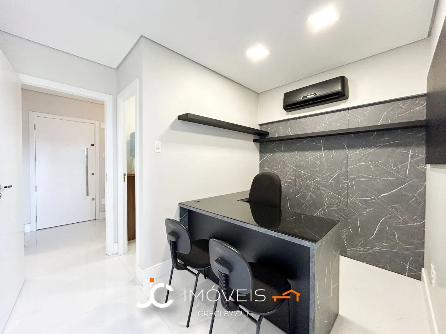 Sala/Escritório à venda, 35m² na região do bairro Centro, próximo à Avenida 21 de Janeiro, Blumenau — foto 2