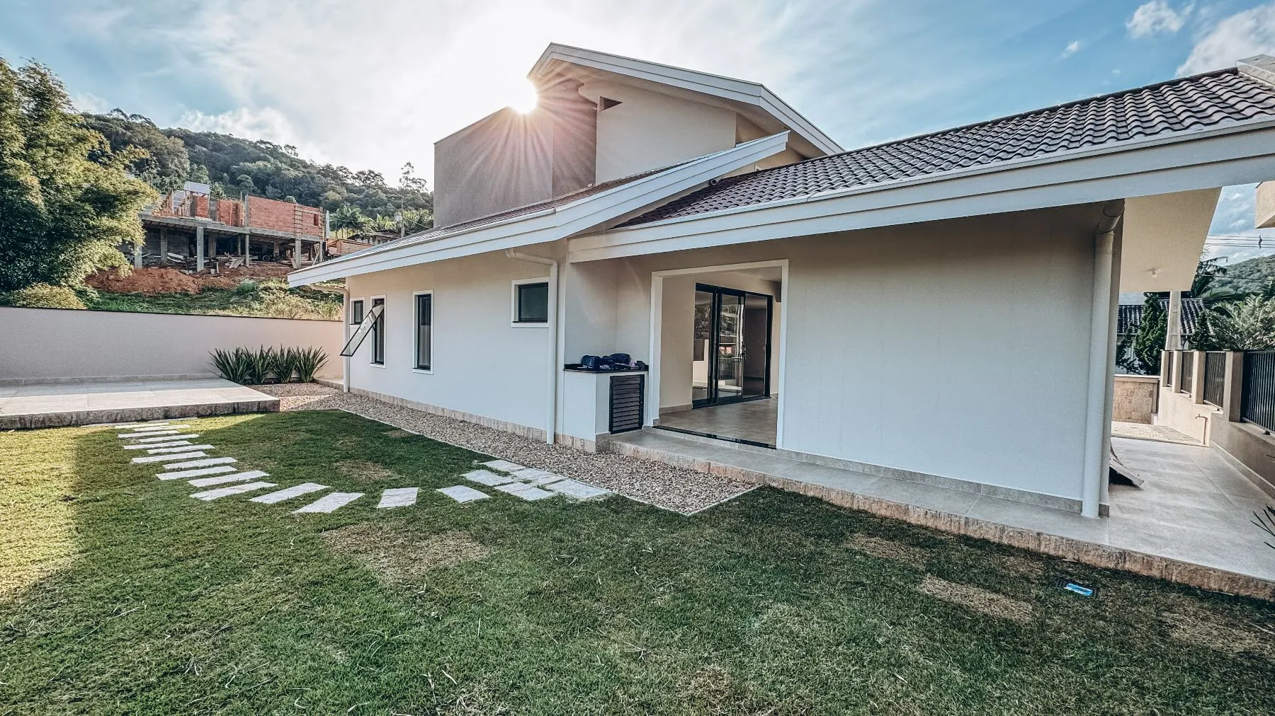 Casa 4 Quartos Com 2 Suítes no Ribeirão Areia — foto 2