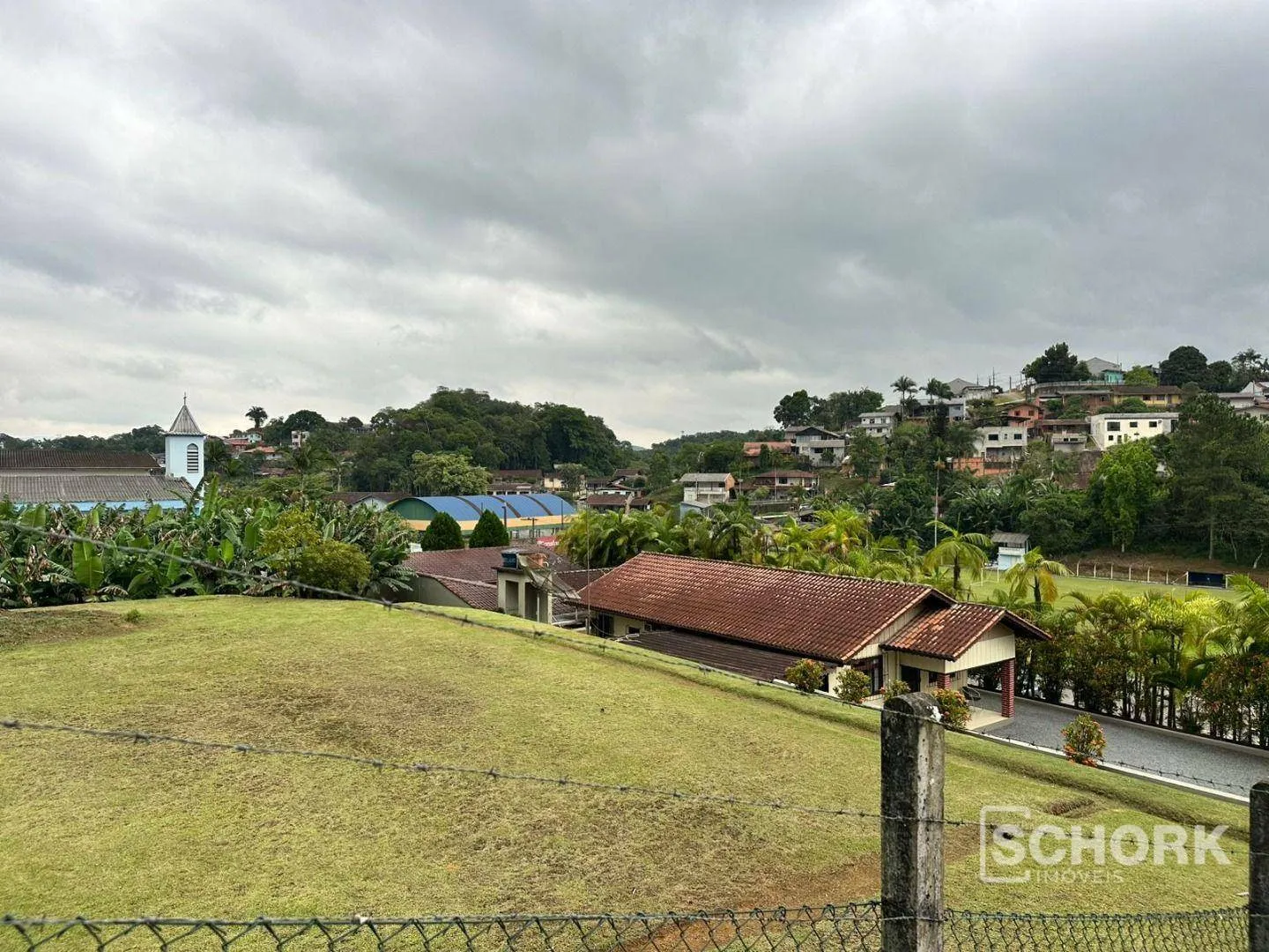 Casa com 3 dormitórios à venda, 200 m por R$ 850.000,00 - Itoupavazinha - Blumenau/SC - foto 1