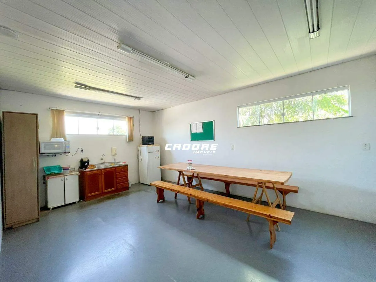 Sala comercial para locação no Centro de Ilhota | Cadore Imóveis - foto 1