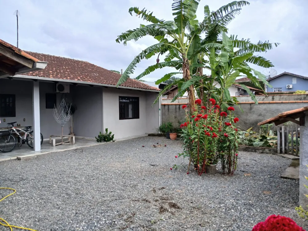 EXCELENTE CASA 3 DORMITÓRIOS - ÁGUA VERDE - BLUMENAU — foto 4