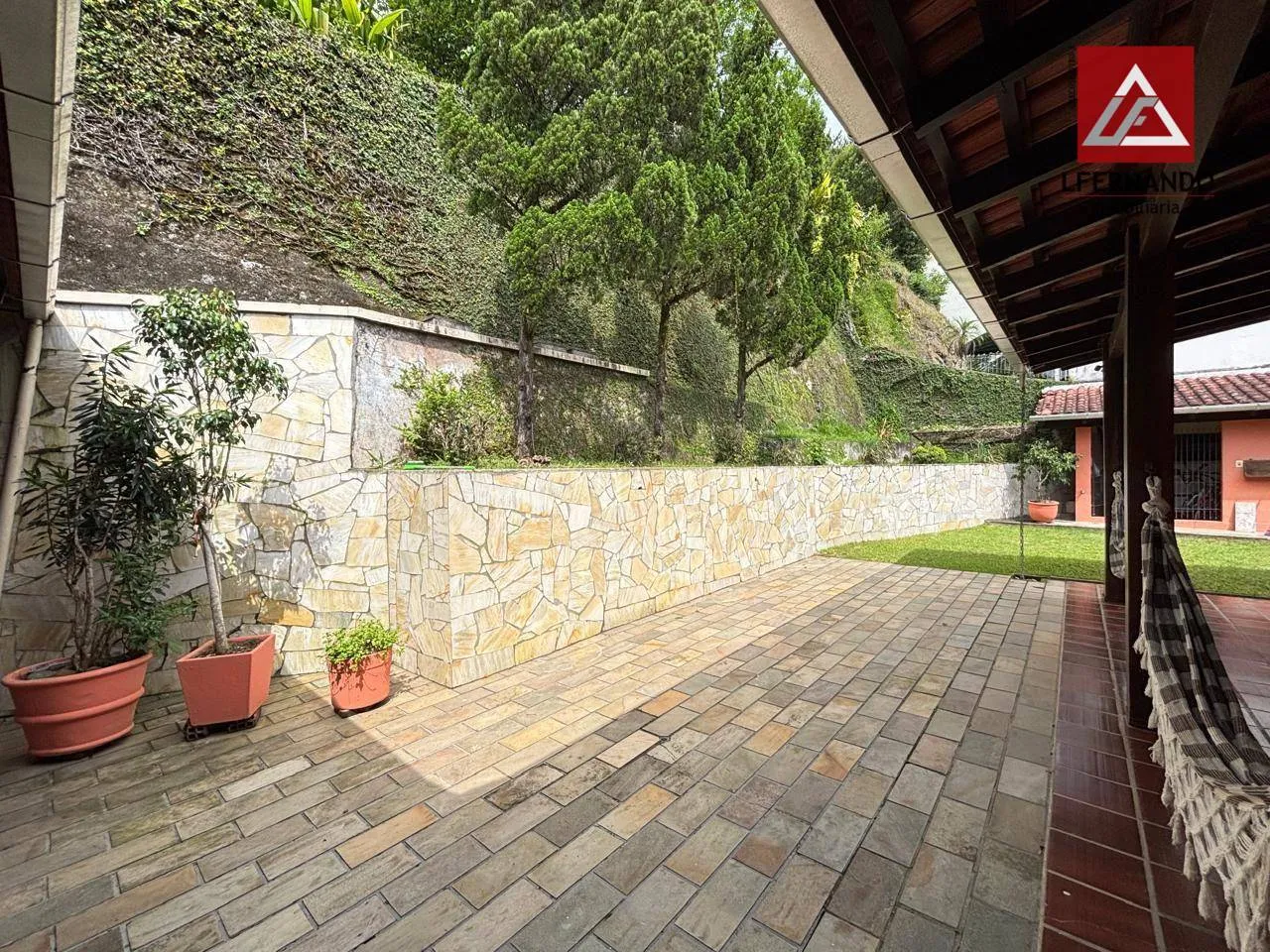 Casa com 4 dormitórios para alugar, 280 m- Velha - Blumenau/SC — foto 2
