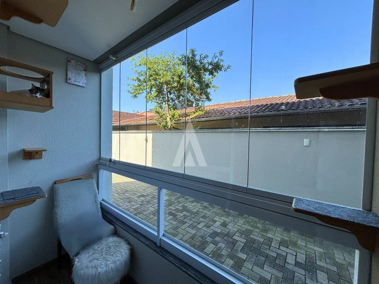 Apartamento com 1 suíte(s) mais 1 quarto(s) à venda no bairro Saguaçu em Joinville, por R$ 360.000.00. — foto 5