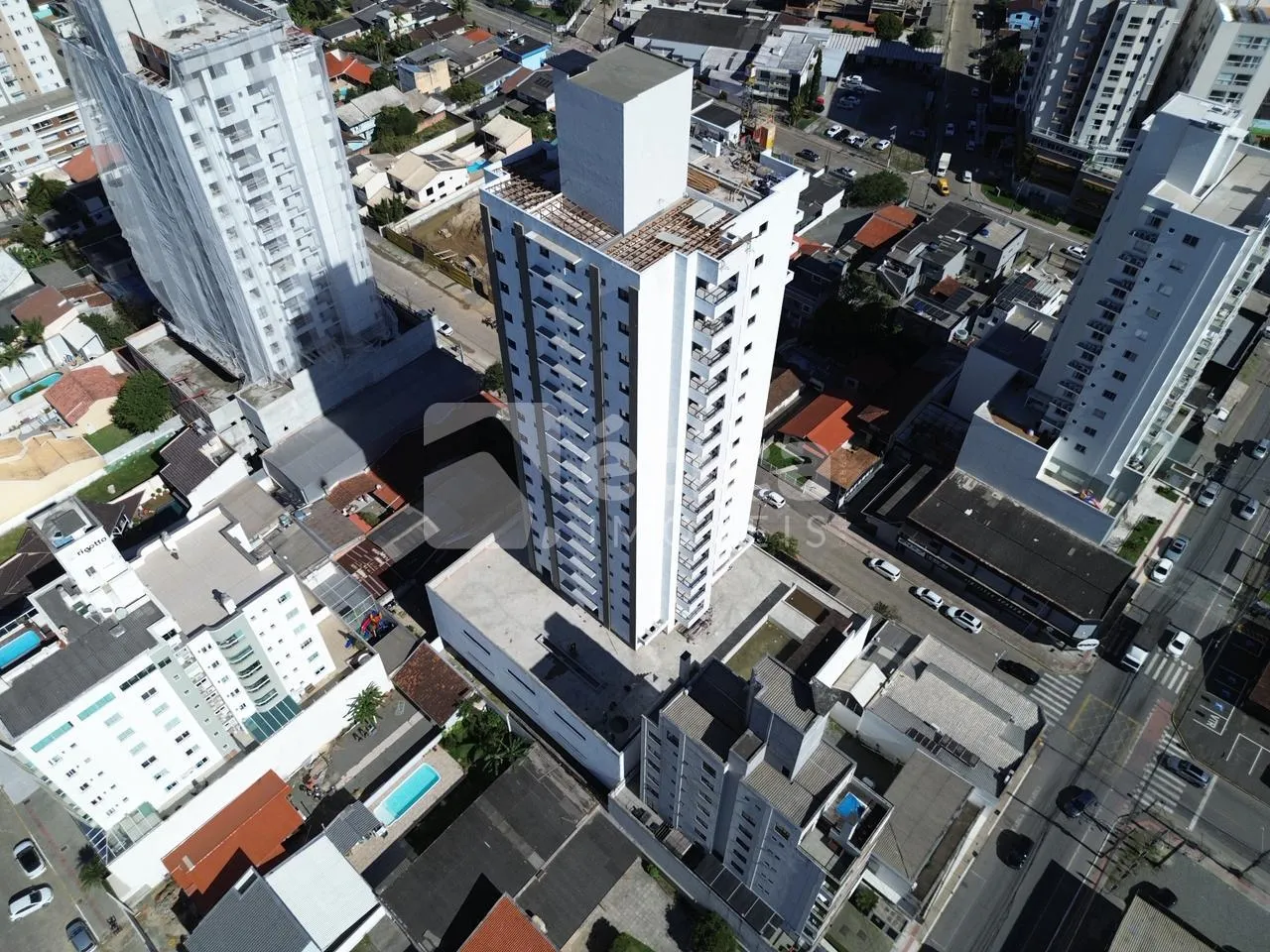 Apto na planta em Itajaí 2 dorms, 73m , 2 vagas e alto potencial de valorização — foto 3
