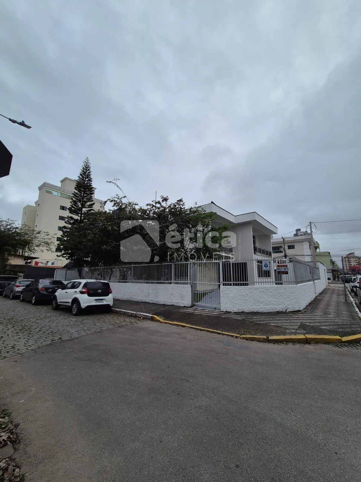Casa comercial na Vila Operária com estacionamento, localização privilegiada. — foto 5