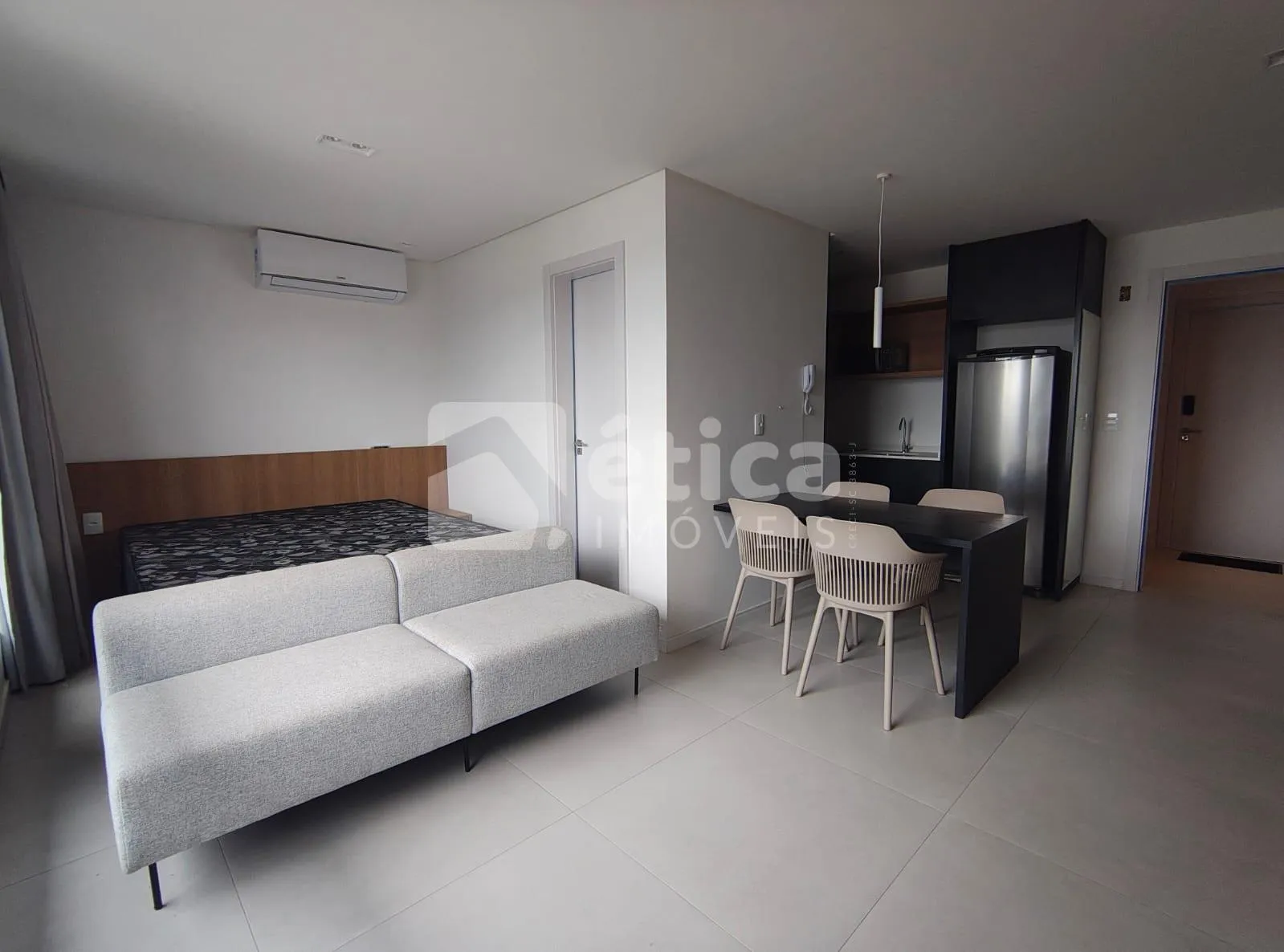 Loft mobiliado com vaga, academia e mercadinho 24h. Itajaí Centro — foto 2