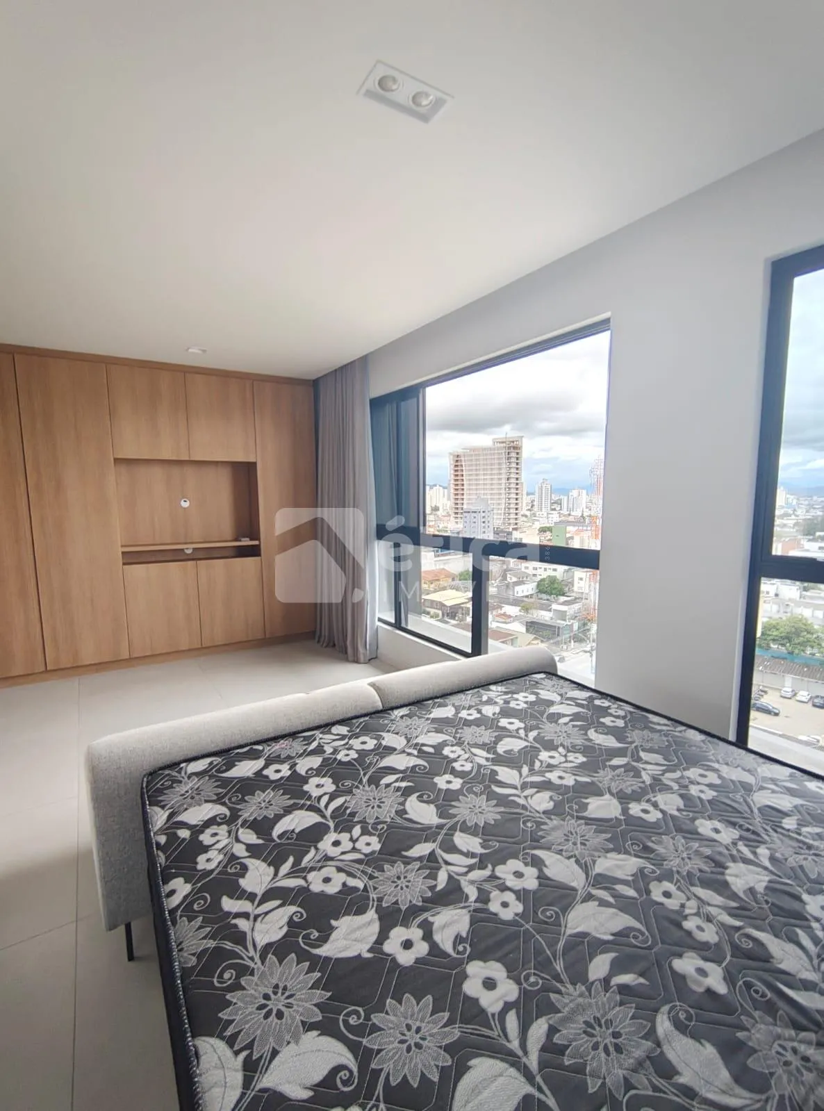 Loft mobiliado com vaga, academia e mercadinho 24h. Itajaí Centro — foto 3