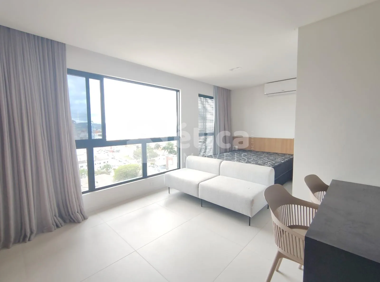 Loft mobiliado com vaga, academia e mercadinho 24h. Itajaí Centro — foto 5