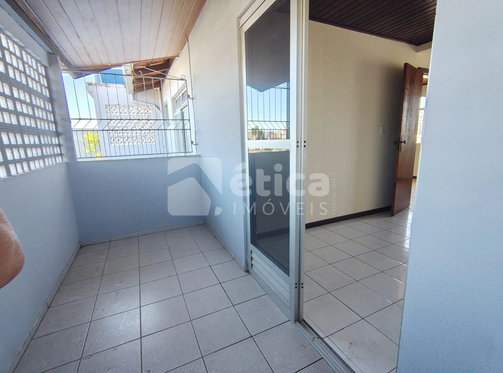 Excelente apartamento em ambiente familiar, no Bairro São João. — foto 7