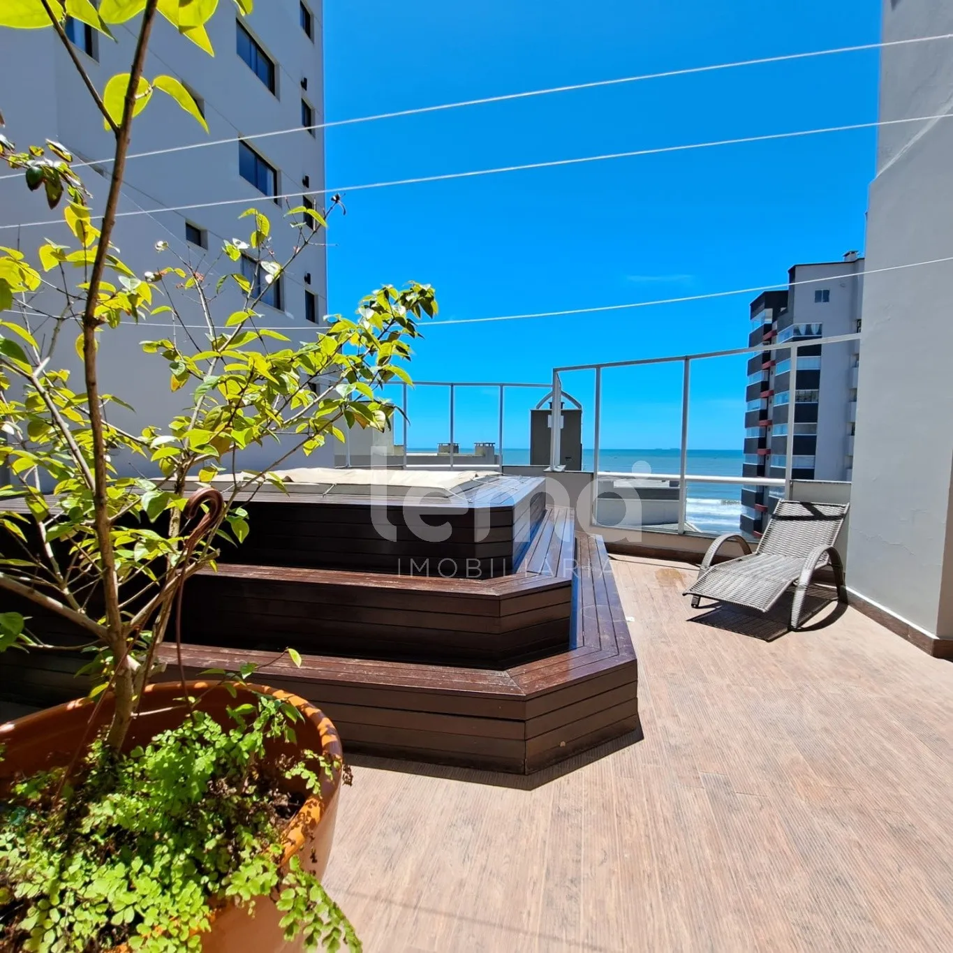 Cobertura com 6 suítes e vista mar no bairro Gravatá - Navegantes/SC - foto 1