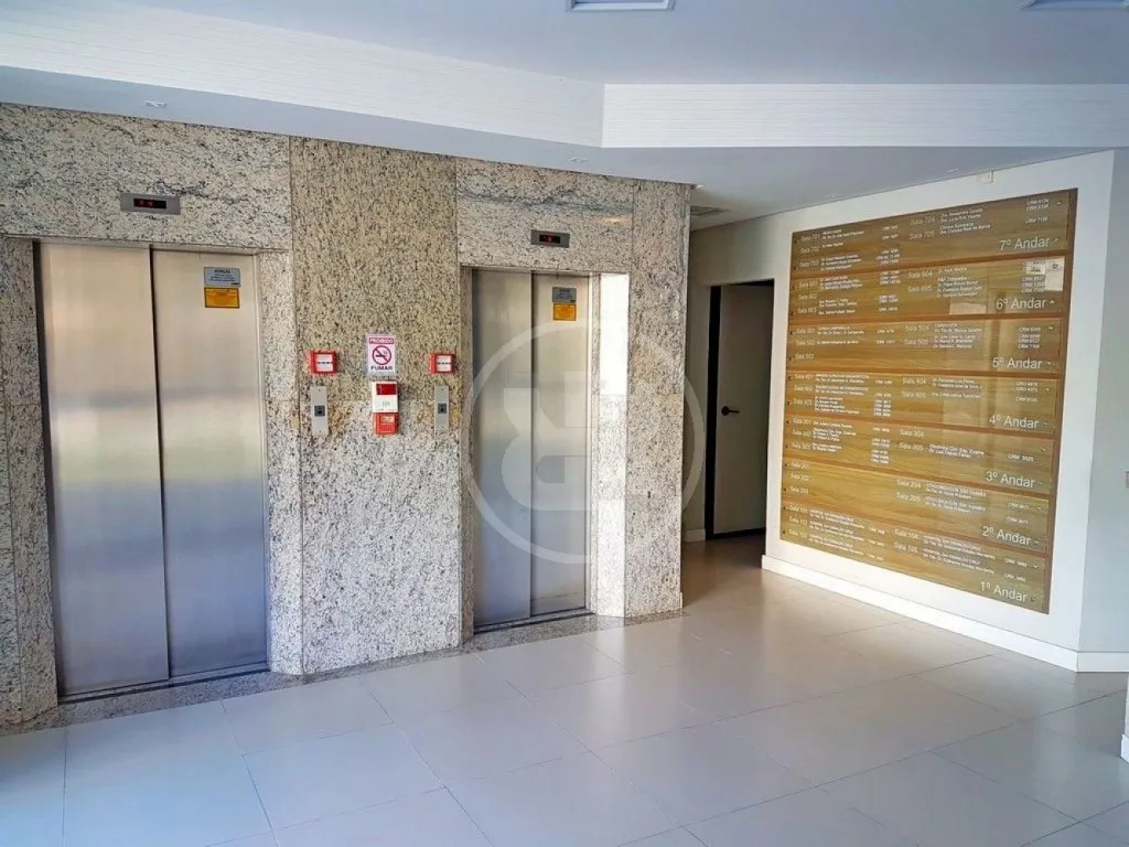 Sala Comercial com 100m no Centro Clínico Oswaldo Cruz, para Alugar no bairro Garcia, em Blumenau/SC — foto 6