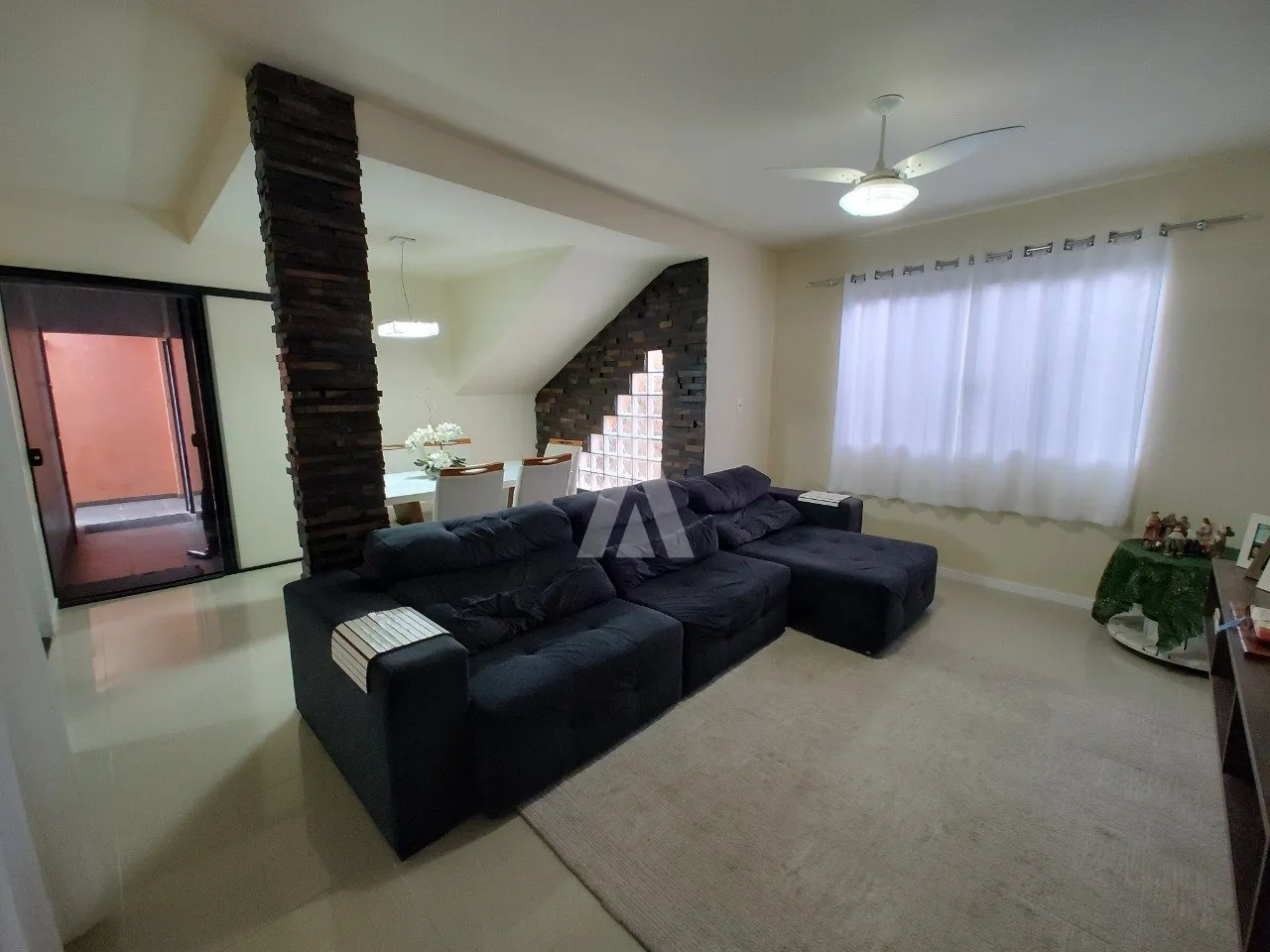 Casa com 3 quartos à venda no bairro Jardim Iririú em Joinville-SC por R$795.000,00. — foto 2