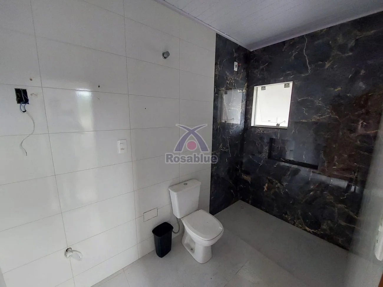 CASA COM 2 PAVIMENTOS — foto 4