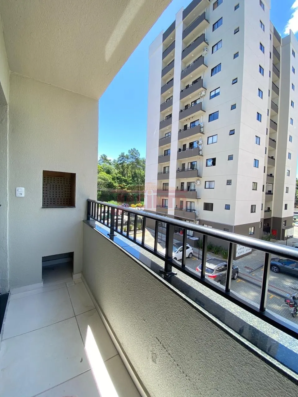 Apartamento com 2 dormitórios sendo demi suíte no Bairro Salto do Norte. — foto 7