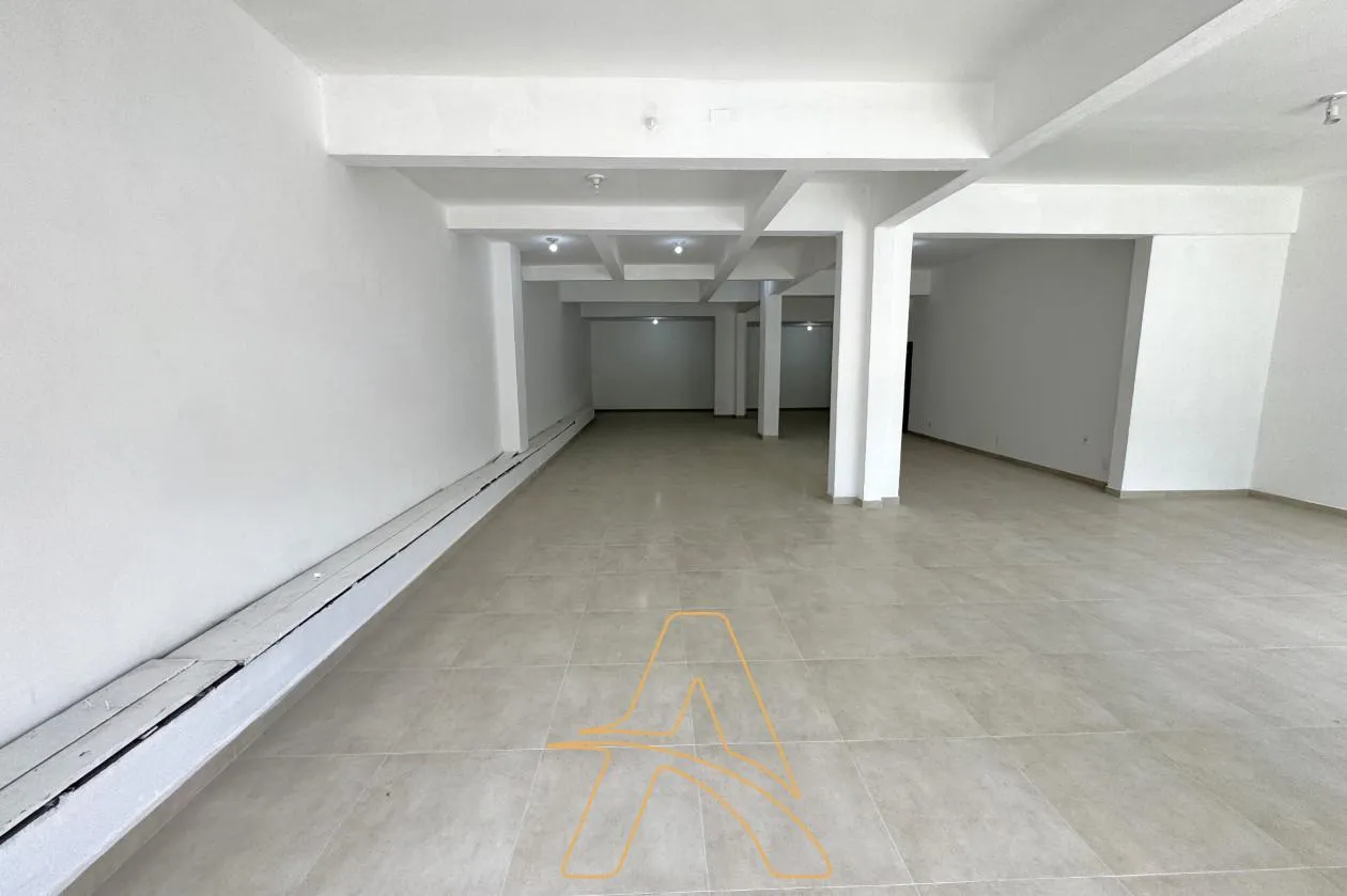Sala Comercial Térrea na Rua Theodoro Holtrup — foto 3