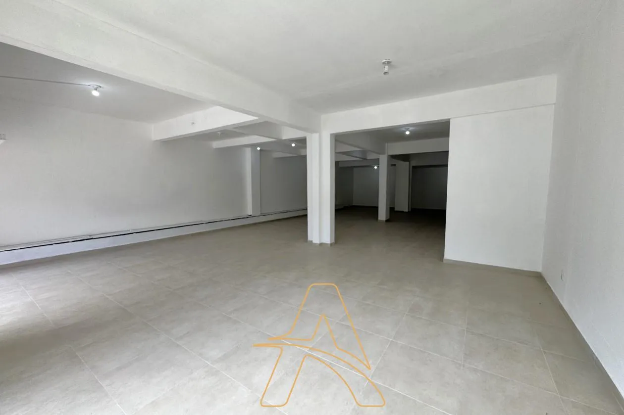 Sala Comercial Térrea na Rua Theodoro Holtrup — foto 4