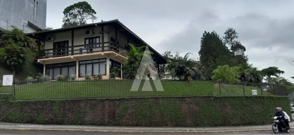 Imóvel multifamiliar com 6 quartos à venda no bairro América em Joinville-SC por R$2.500.000,00. — foto 2