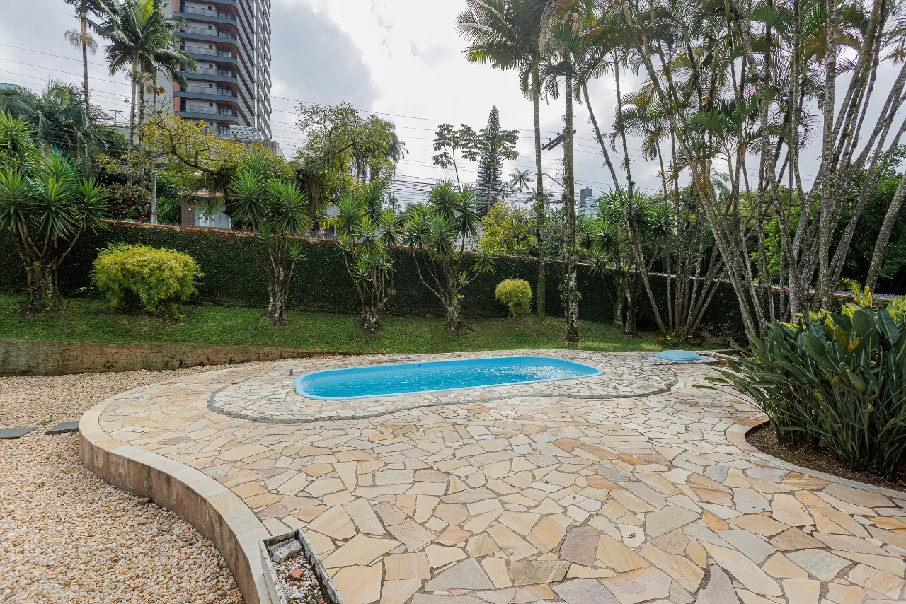 Casa com 3 quartos à venda no bairro Atiradores em Joinville-SC por R$2.200.000,00. — foto 6