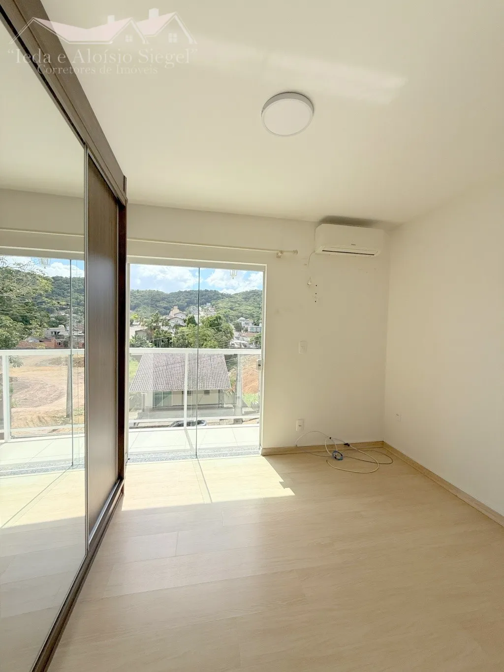 Sobrado Semibiliado com 2 suites Bairro Tribess Blumenau/SC Ref. 1586 — foto 3