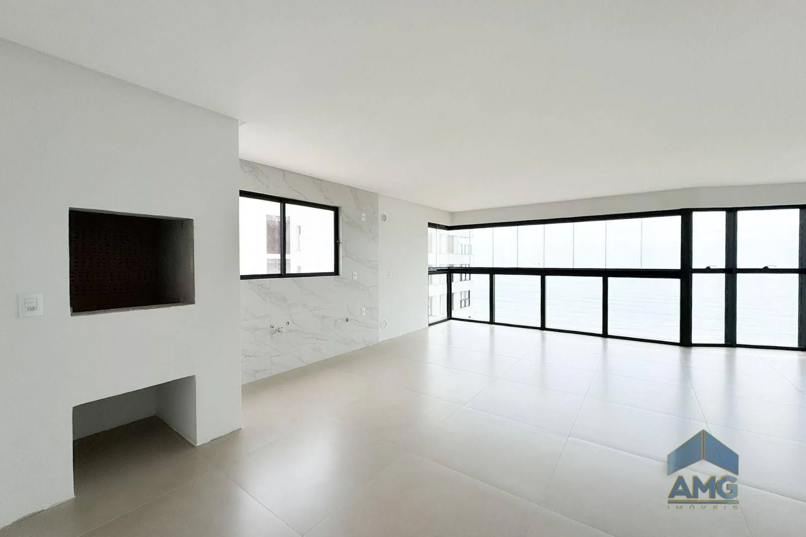 Apartamento com 3 dormitórios à venda, 134 m - Centro - Balneário Piçarras/SC — foto 3