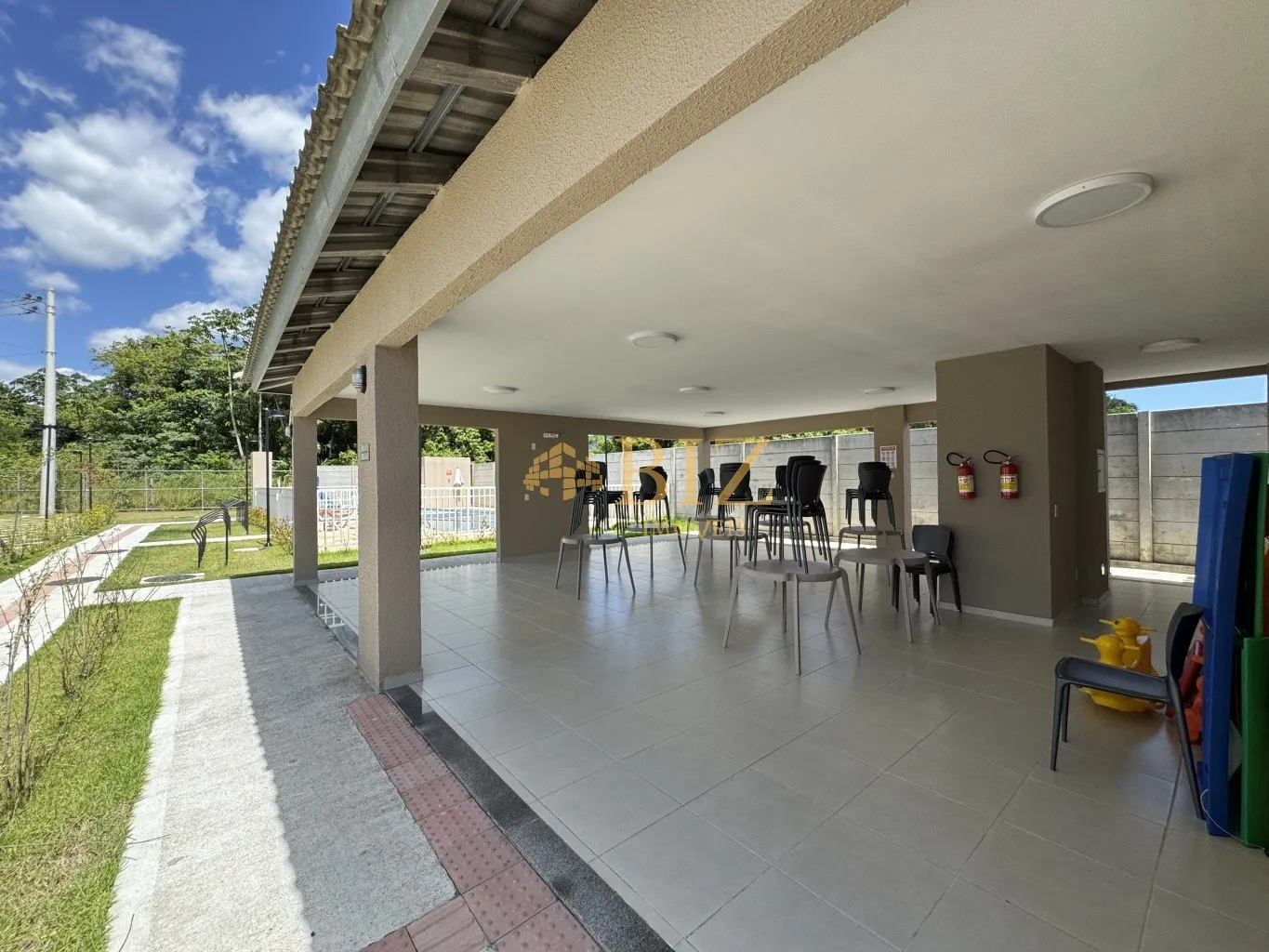 Apartamento semimobiliado com 2 dormitórios em condomínio clube completo no Bairro Itoupava Central! — foto 3