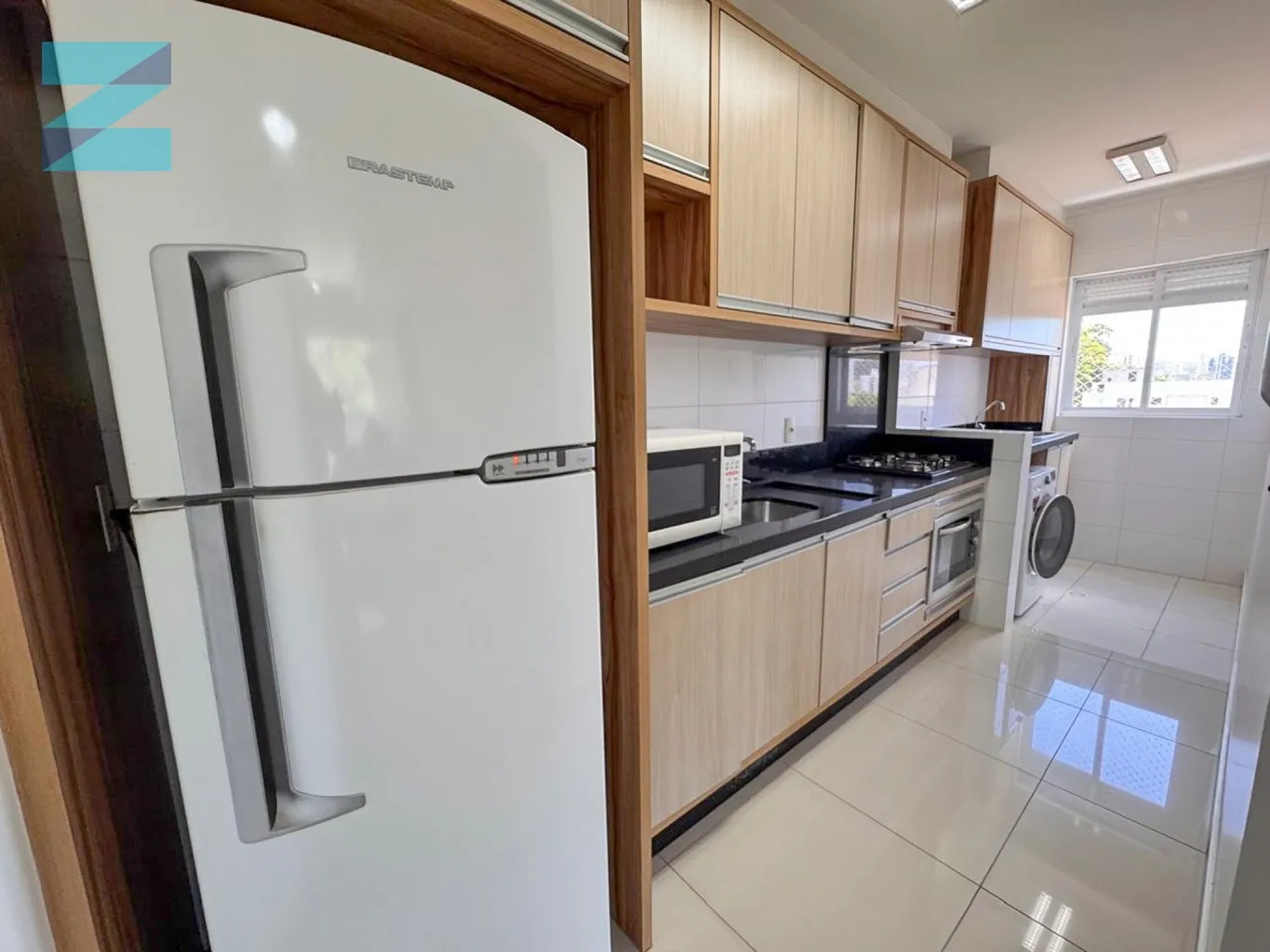 Apartamento completamento mobiliado, sacada com churrasqueira ! - foto 1