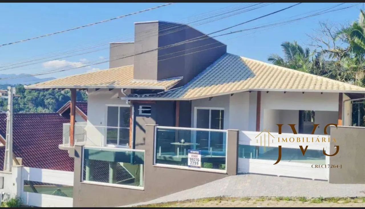 Casa com 3 Quartos e 3 banheiros à Venda, 202 m por R$ 1.200.000 - foto 1