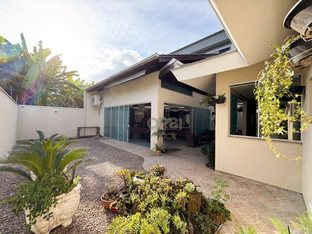 Casa Finamente Decorada com 3 dormitórios à venda, 281 m por R$ 1.880.000 - Bela Vista - Gaspar/SC — foto 3