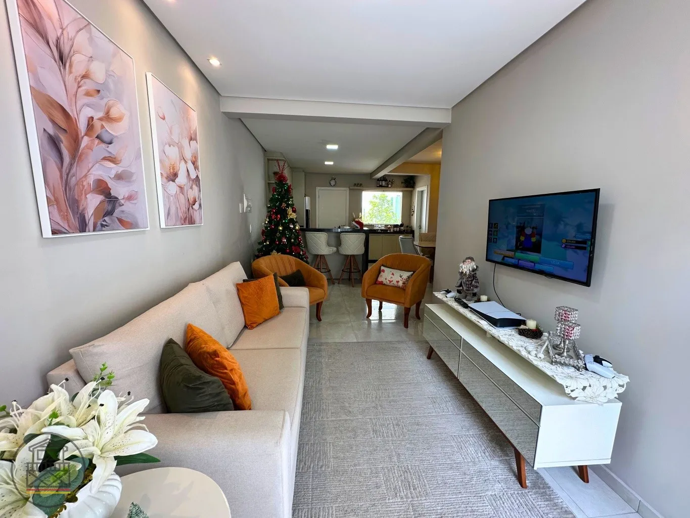 Excelente triplex com 3 dormitórios, sendo 1 com suíte no bairro Escola Agricola — foto 5